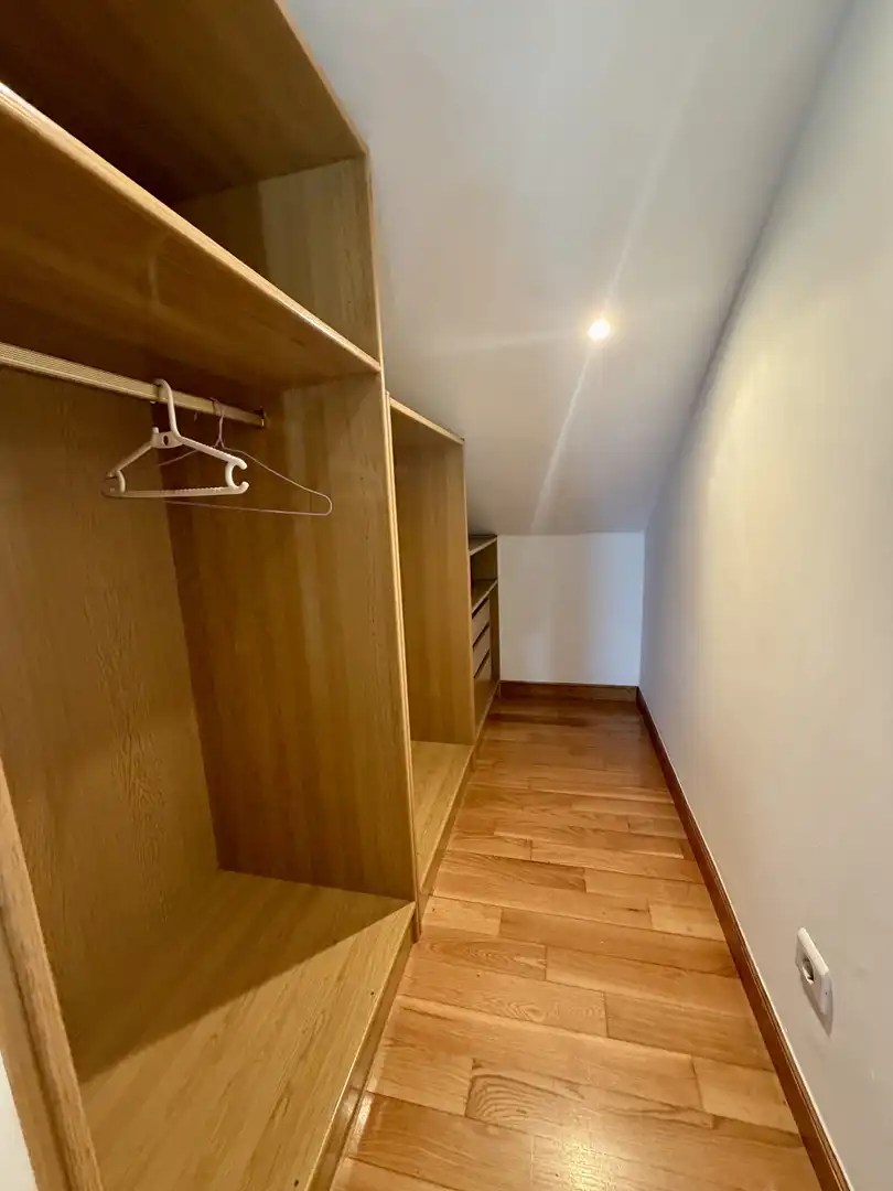 Einfamilien-Reihenhaus zum Verkauf in Camargo mit Heizung, Privatgarten und Terrasse