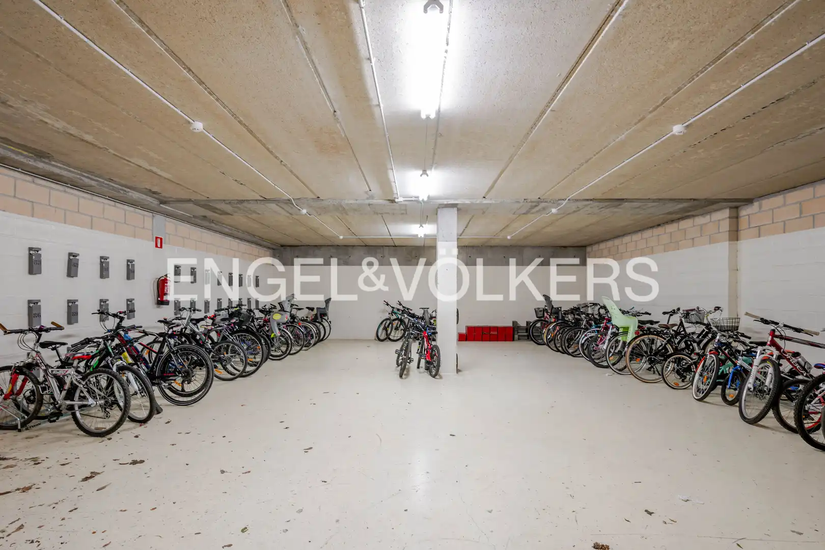 Parking de Piso en venta en Astigarraga con Calefacción, Jardín privado y Terraza