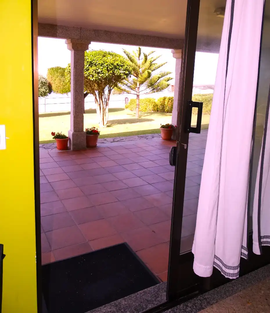 Terrassa de Casa o xalet en venda en Valdoviño amb Calefacció, Jardí privat i Parquet