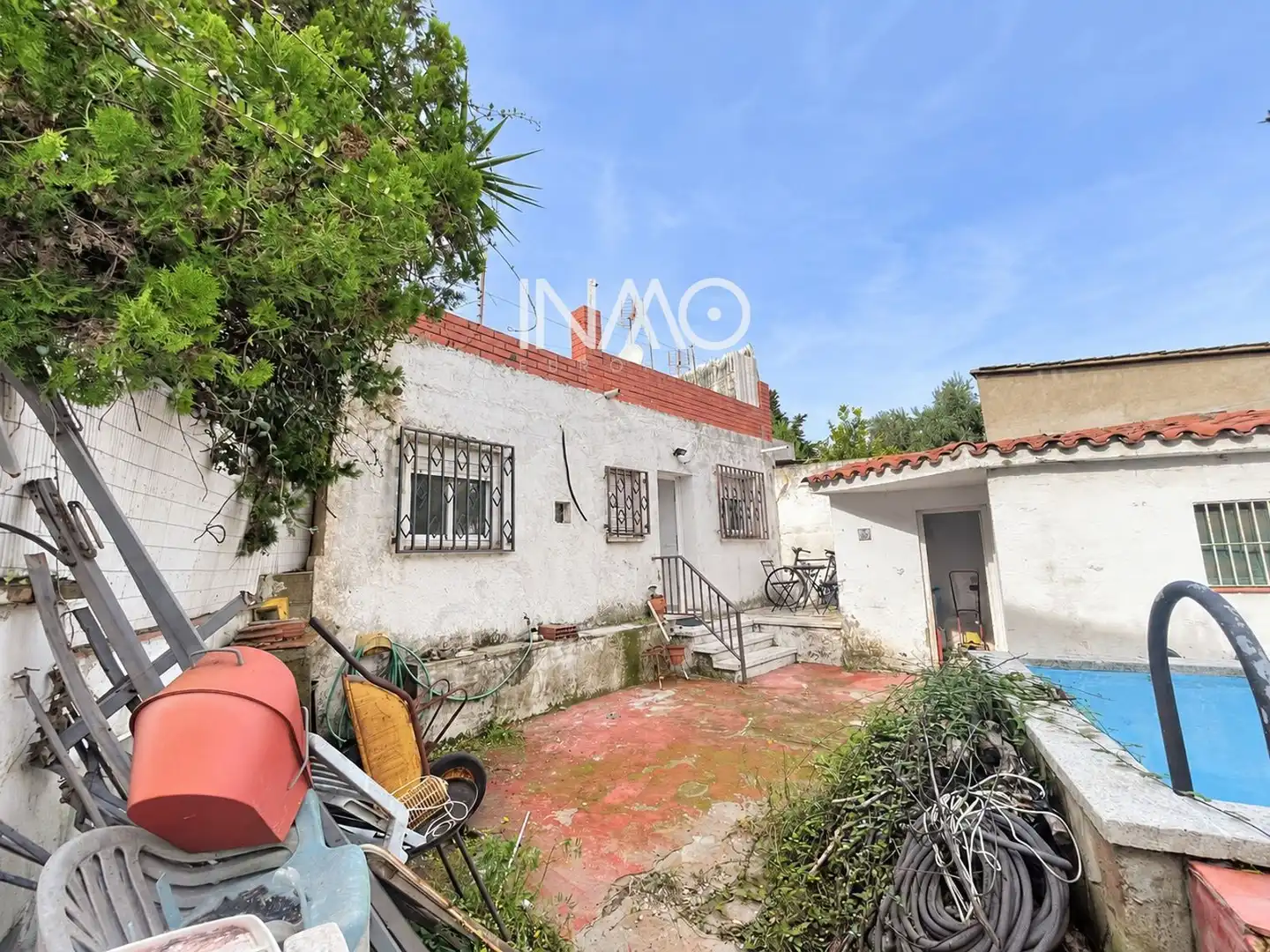 Exterior view of Houses for sale in Can Vallhonrat