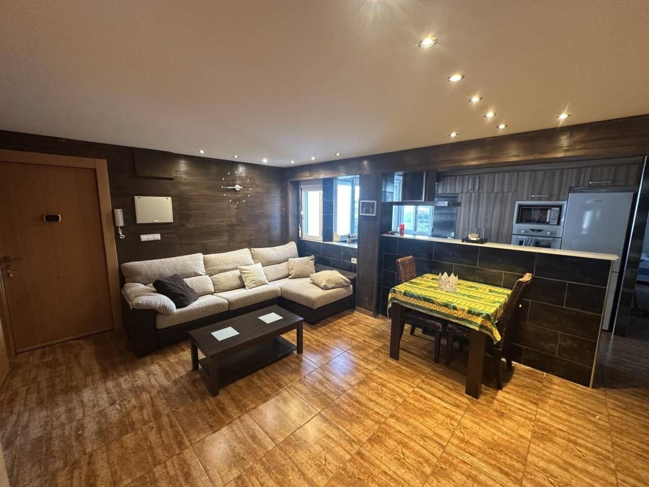 Living room of Flat for sale in Quart de les Valls  with Air Conditioner and Storage room