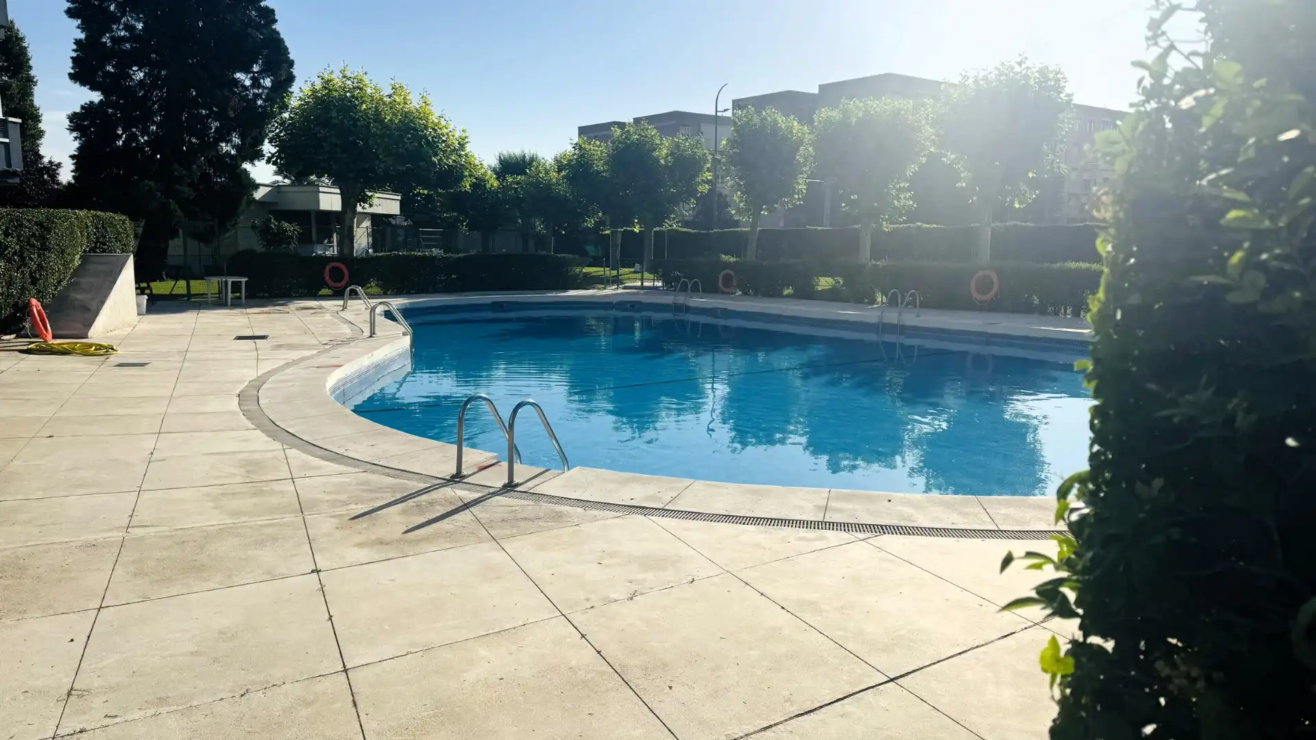 Swimming pool of Flat for sale in Parla  with Air Conditioner, Heating and Private garden