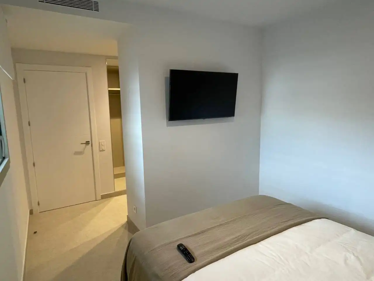 Habitación de Apartamento en venta en Palamós con Aire acondicionado, Calefacción y Terraza