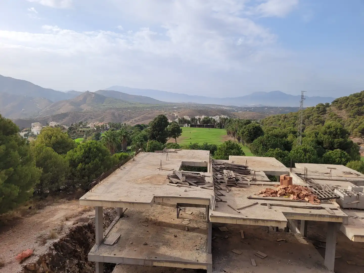 Edifici en venda en Alhaurín El Grande