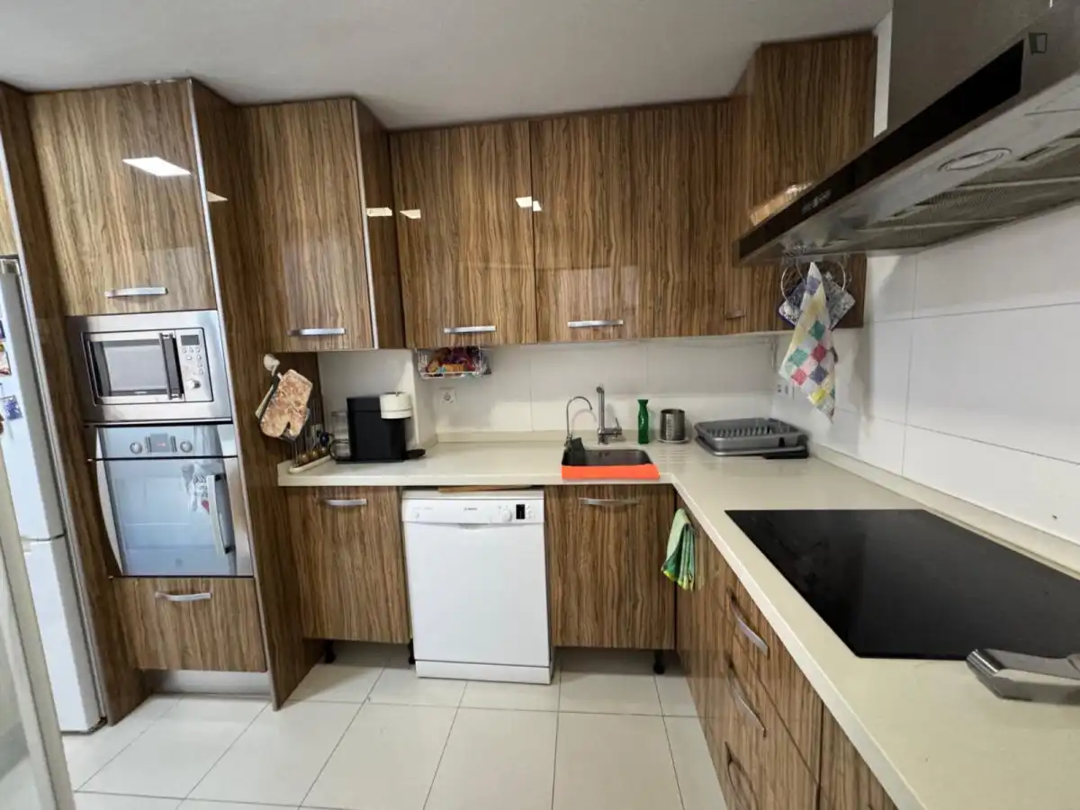 Cocina de Apartamento para compartir en La Florida - Les Planes