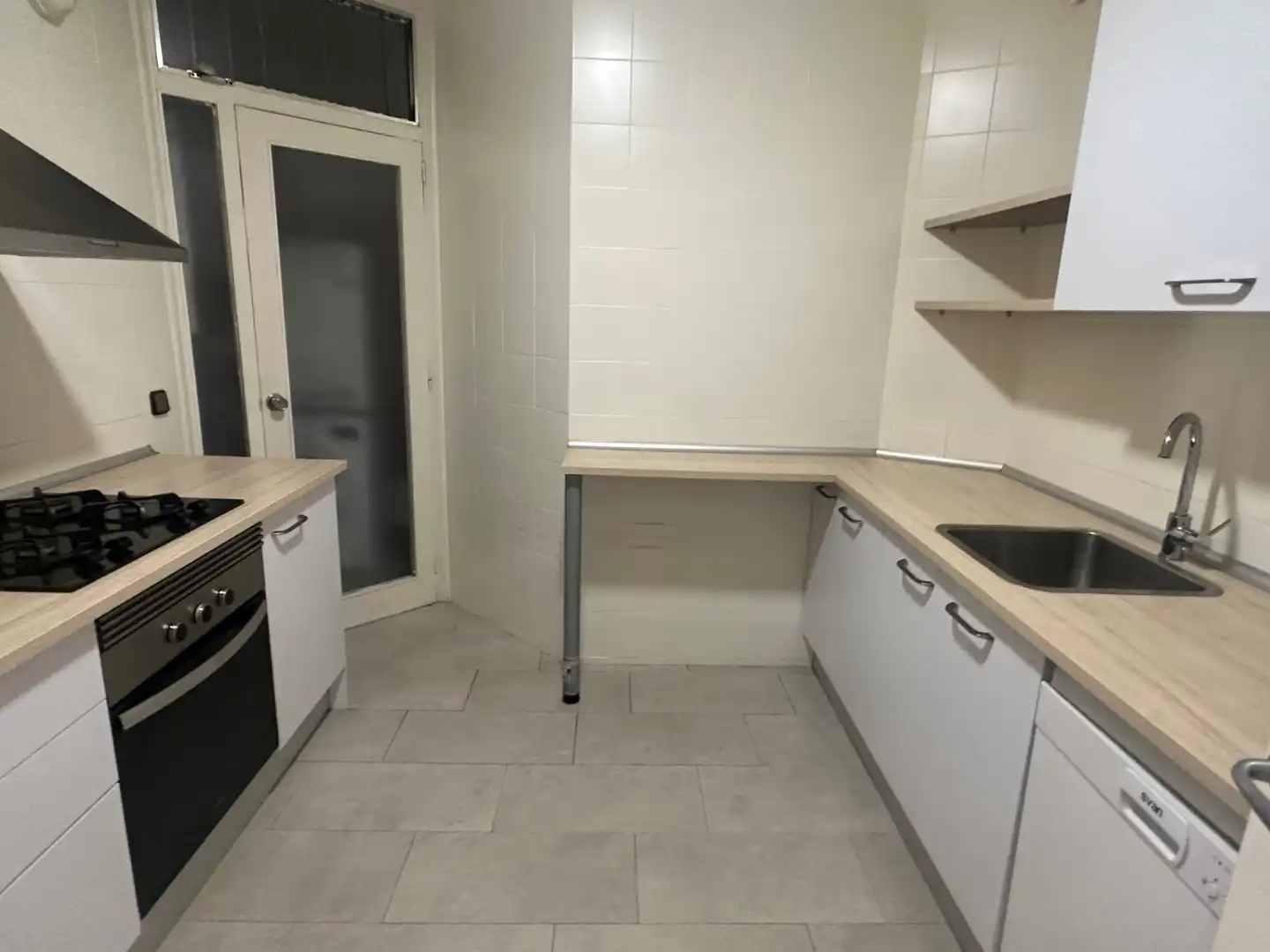 Kitchen of Flat for sale in Barcelona  with Air Conditioner, Heating and Parquet flooring