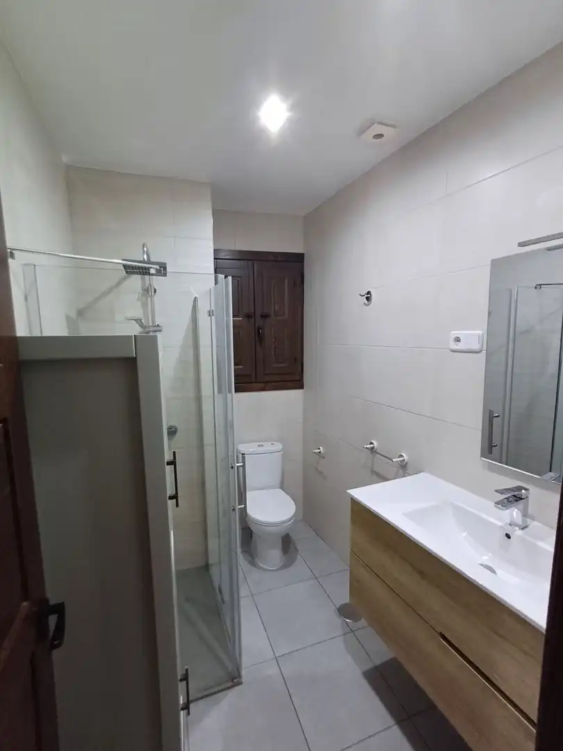 Badezimmer von Wohnungen zur Miete in Alcalá de Henares mit Heizung und Möbliert