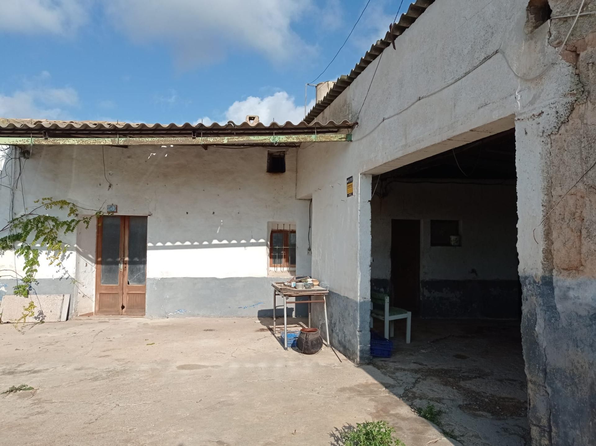 Country house for sale in Lloseta