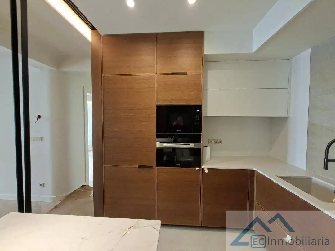 Cocina de Piso en venta en Santander con Calefacción y Trastero