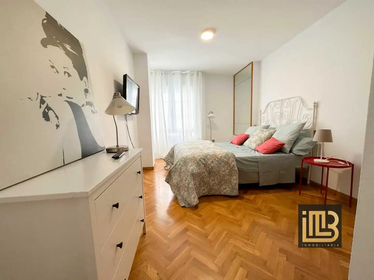 Bedroom of Flat for sale in Málaga  with Air Conditioner, Heating and Terrace