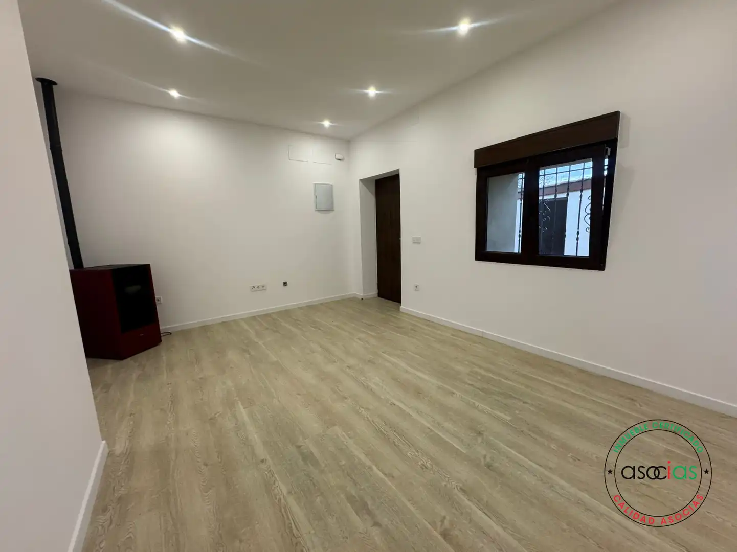 Casa adosada en venta en Gijón  con Calefacción y Jardín privado