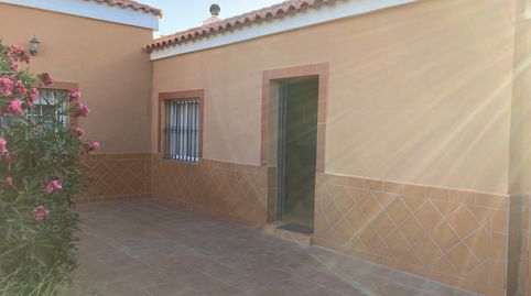 Foto 2 de Casa o chalet de alquiler en Los Barrios, Cádiz