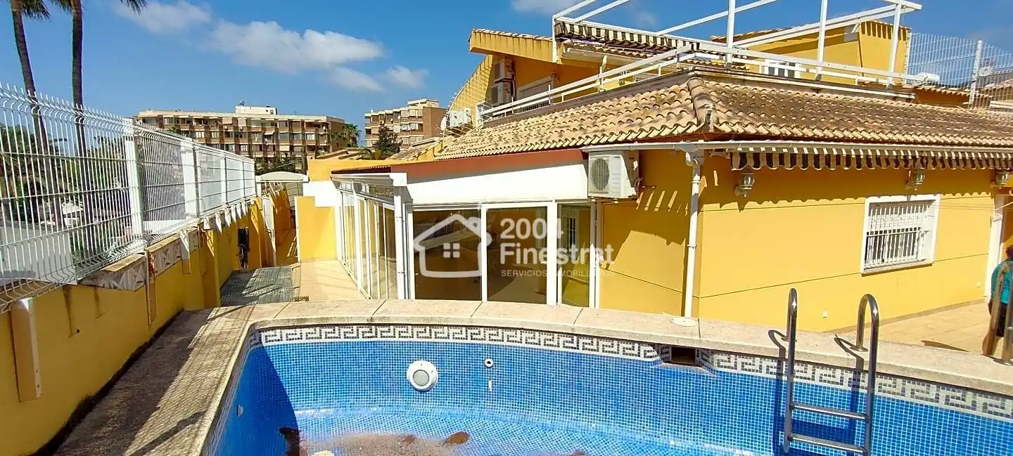 Piscina de Casa o xalet en venda en Finestrat amb Aire condicionat, Terrassa i Piscina