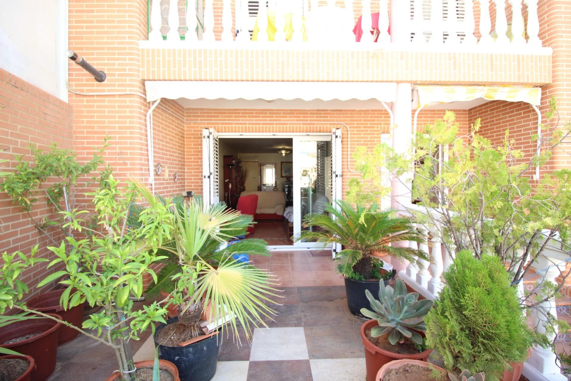Jardí de Casa adosada en venda en Quart de les Valls amb Aire condicionat, Terrassa i Traster