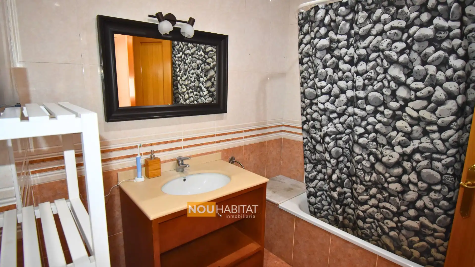 Baño de Piso en venta en Real con Aire acondicionado, Calefacción y Terraza