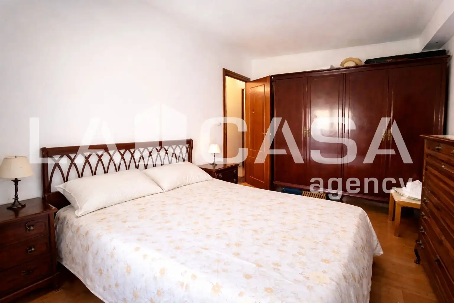 Bedroom of Flat for sale in Dos Hermanas  with Air Conditioner and Terrace