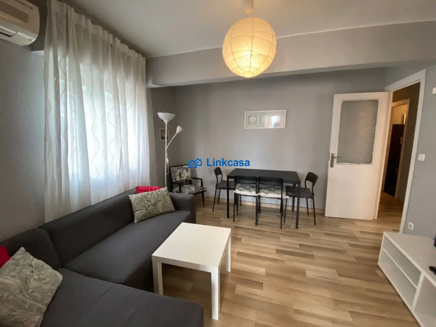 Living room of Flat for sale in Madrid  with Air Conditioner, Heating and Terrace