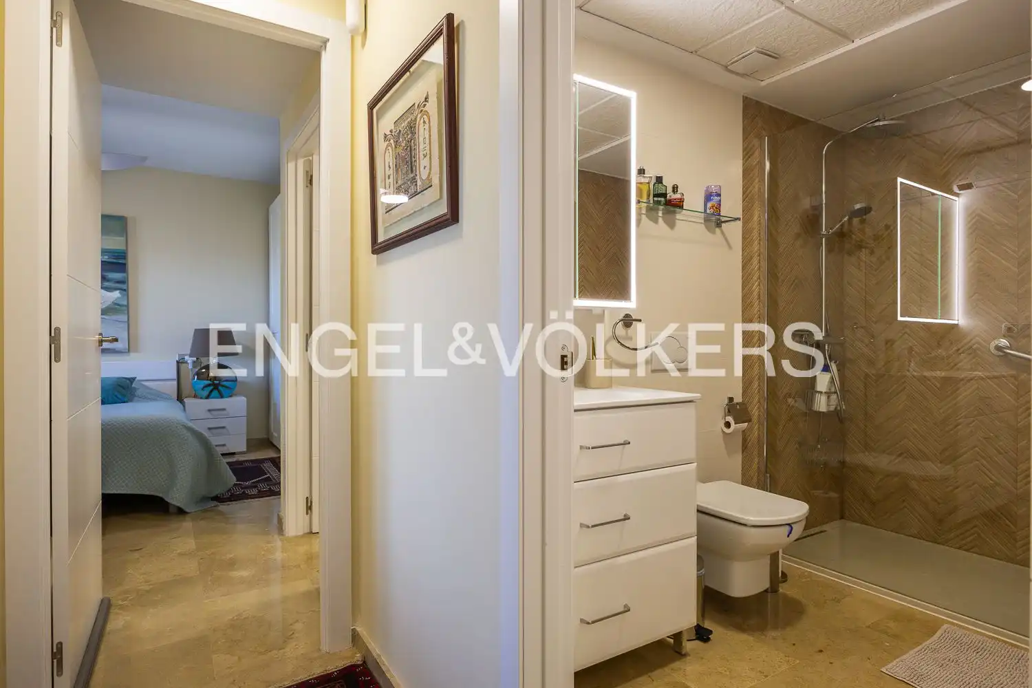 Bathroom of Flat for sale in Ador  with Air Conditioner, Heating and Private garden