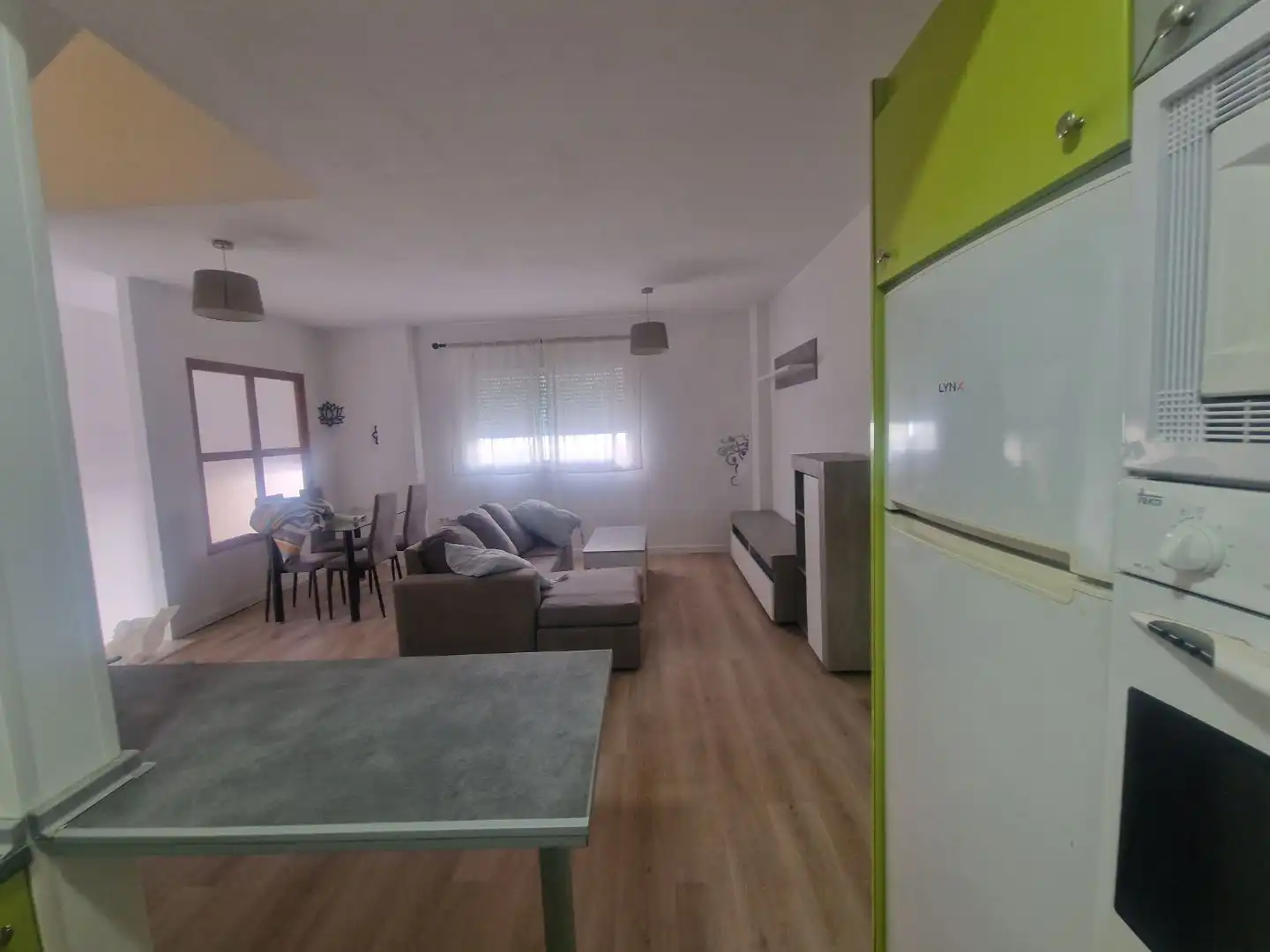 Sala de estar de Piso de alquiler en San Fernando con Jardín privado, Terraza y Amueblado