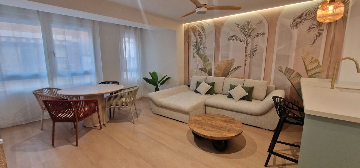 Sala d'estar de Apartament de lloguer en Santa Pola amb Moblat