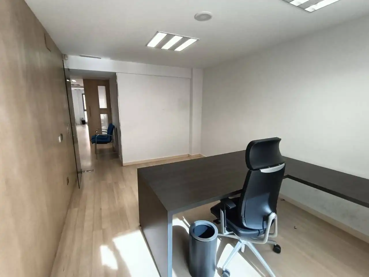 Office for rent in Girona  with Air Conditioner and Heating