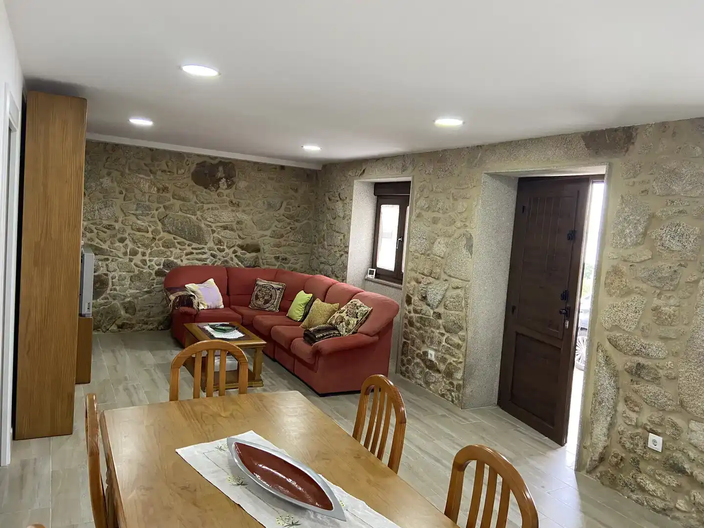 Wohnzimmer von Wohnung zur Miete in Carnota mit Möbliert und Balkon