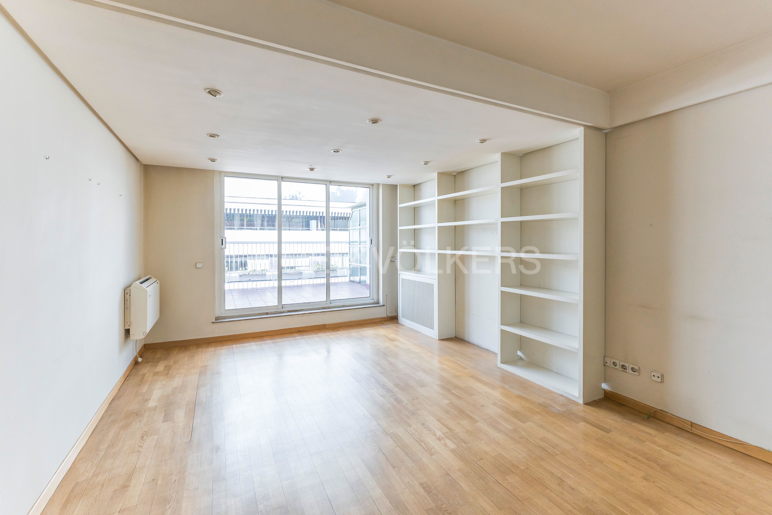 Vista exterior de Apartament de lloguer en  Madrid Capital amb Aire condicionat, Calefacció i Terrassa