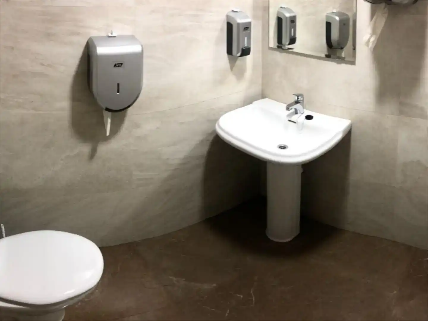 Bathroom of Industrial buildings for rent in Murcia