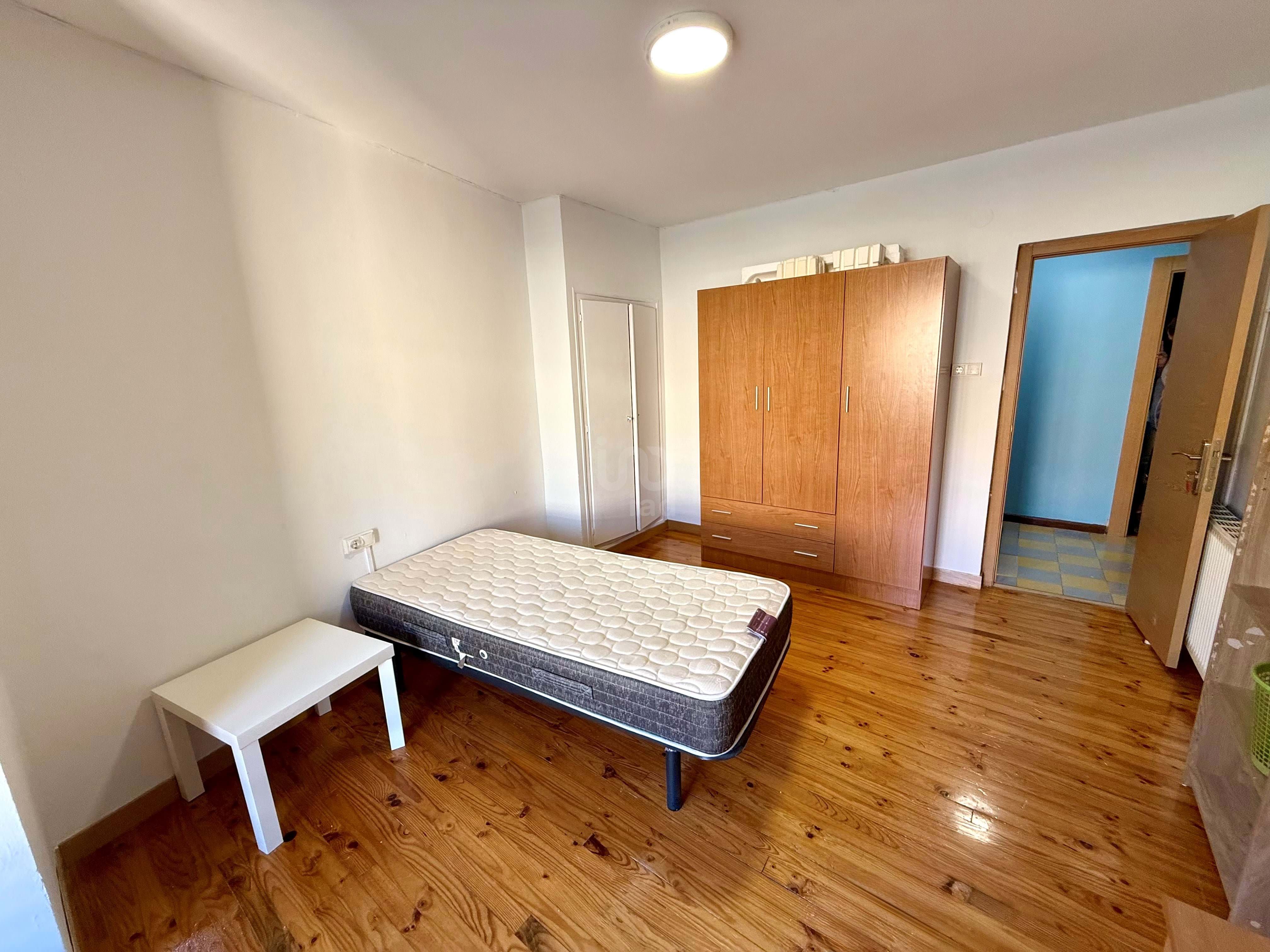 Bedroom of Flat for sale in León Capital   with Heating and Terrace
