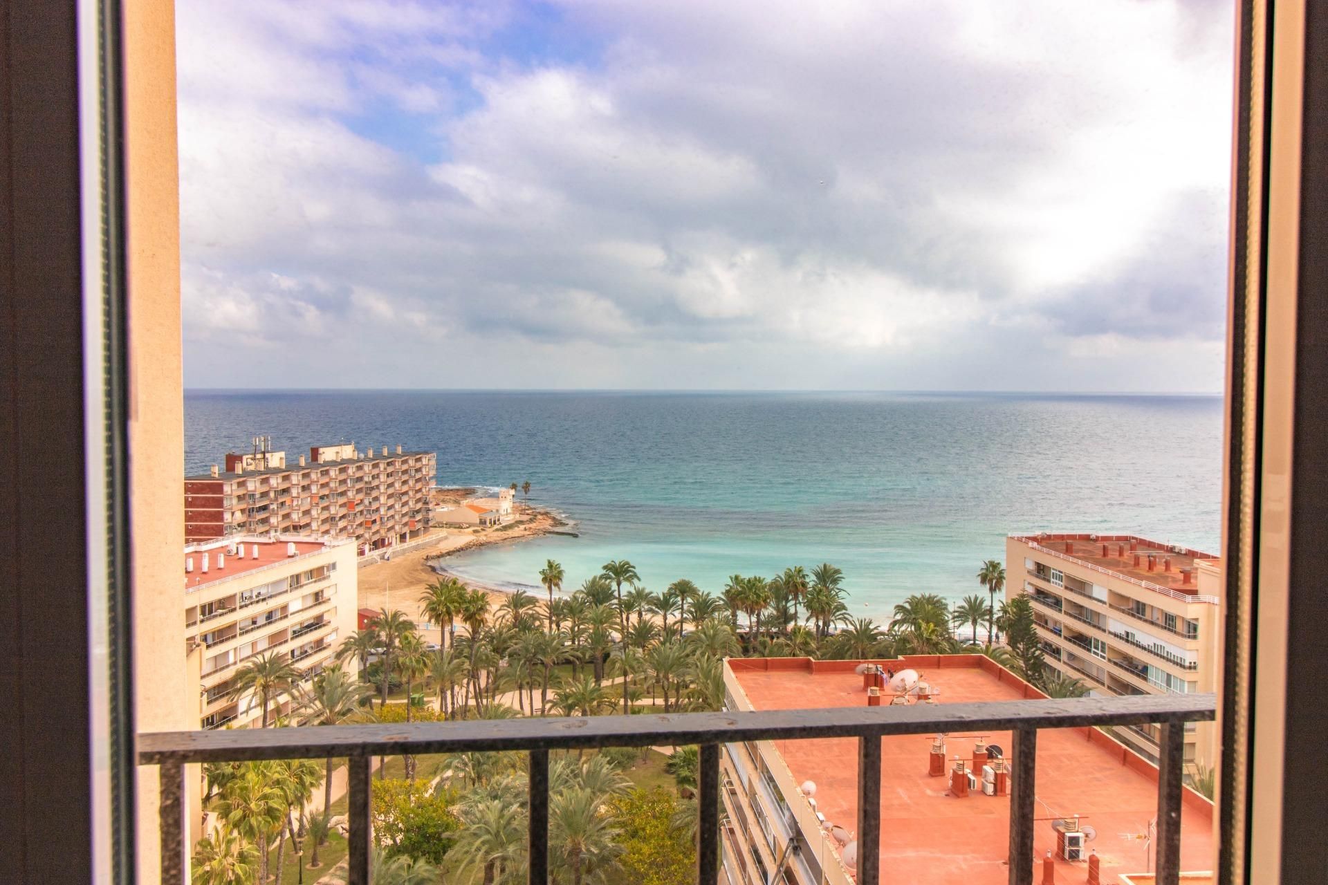 Bedroom of Flat for sale in Torrevieja  with Air Conditioner, Private garden and Terrace