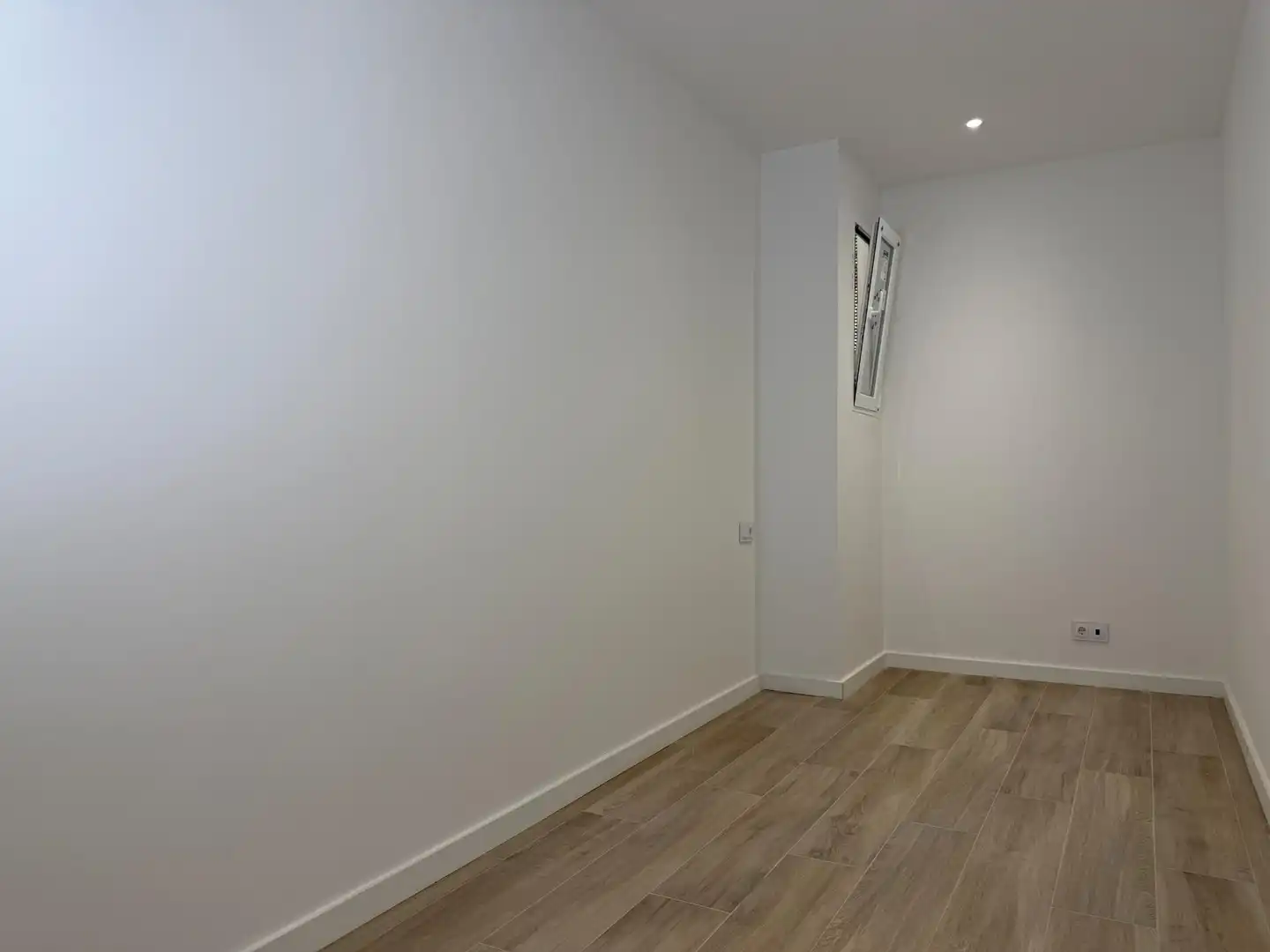 Piso en venta en Sabadell con Calefacción y Balcón