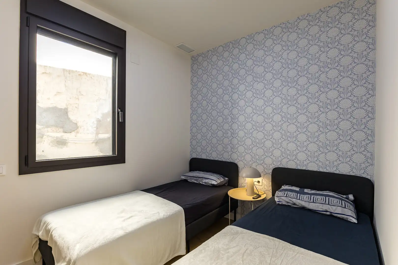 Bedroom of Apartments for sale in Vilanova i la Geltrú  with Air Conditioner, Heating and Storage room