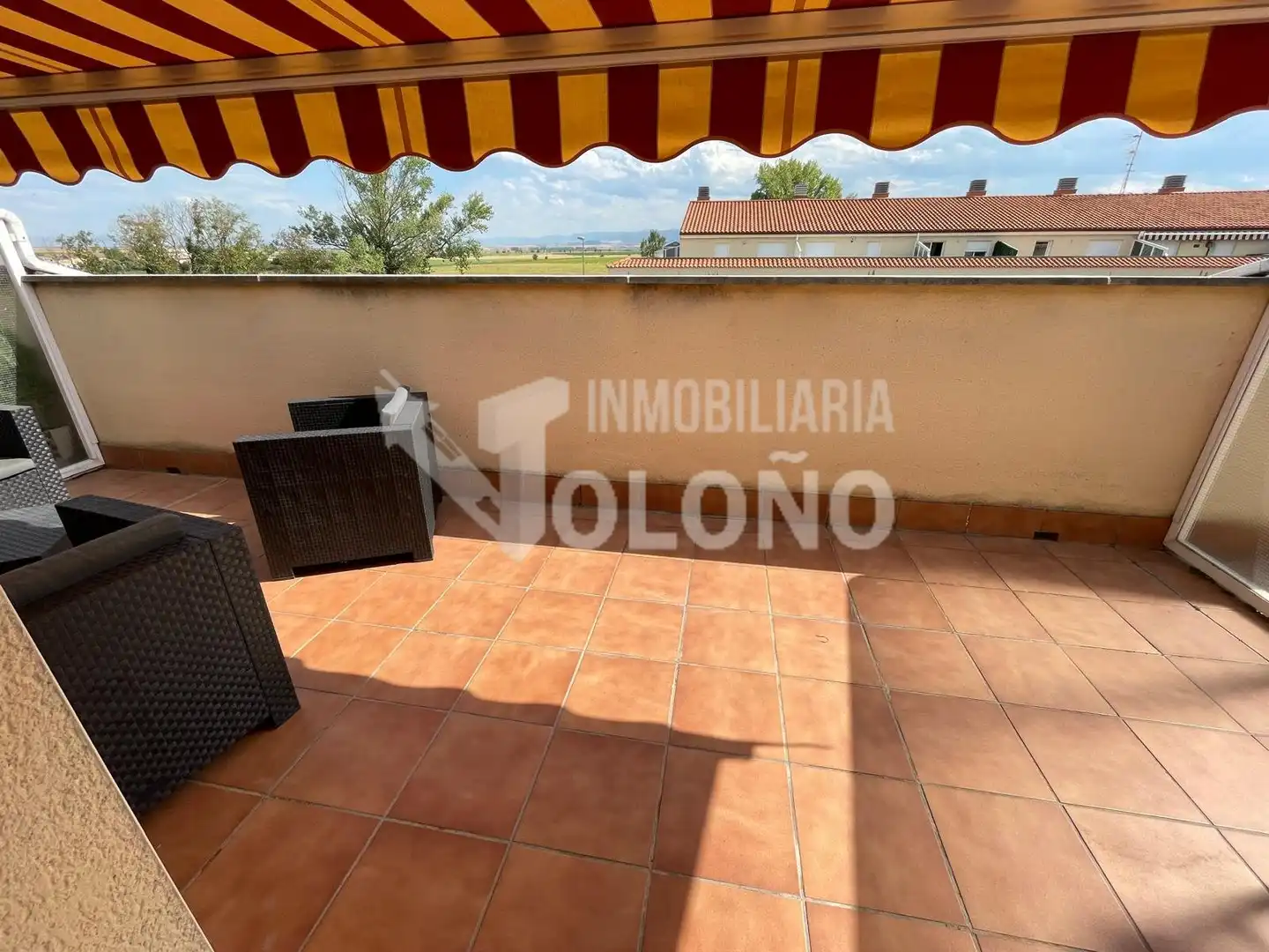 Terraza de Dúplex en venta en Castañares de Rioja con Calefacción, Parquet y Terraza