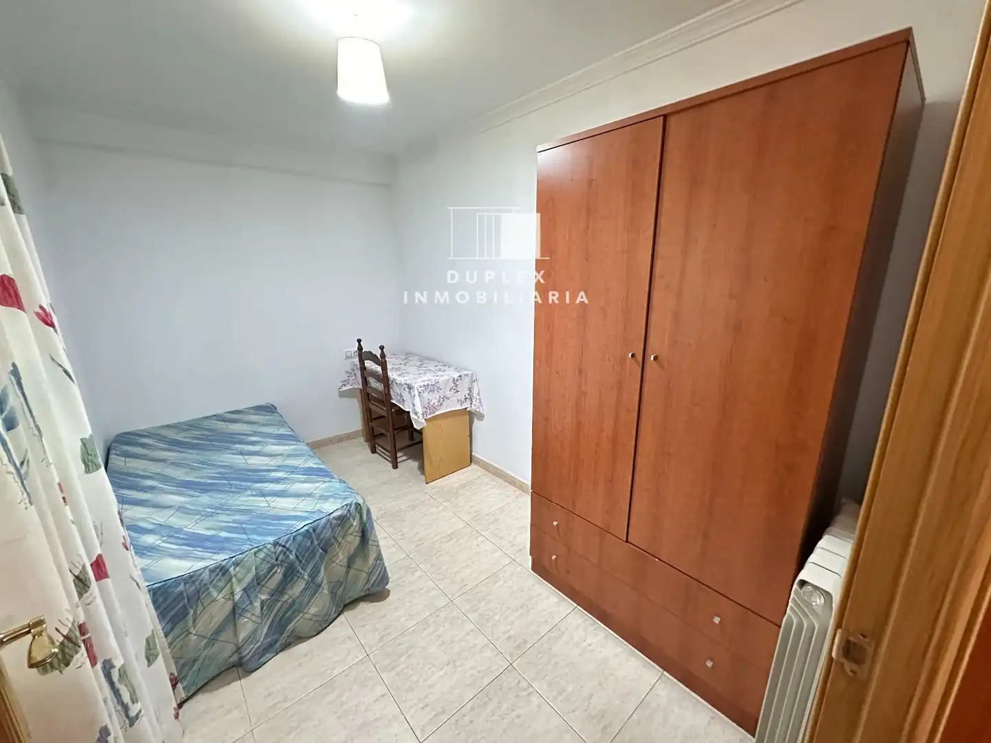 Schlafzimmer von Wohnung zur Miete in Cuenca mit Heizung, Terrasse und Möbliert