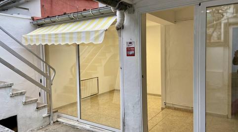 Foto 2 de Casa adosada en venda a Calle Puigcerda, Olot, Girona