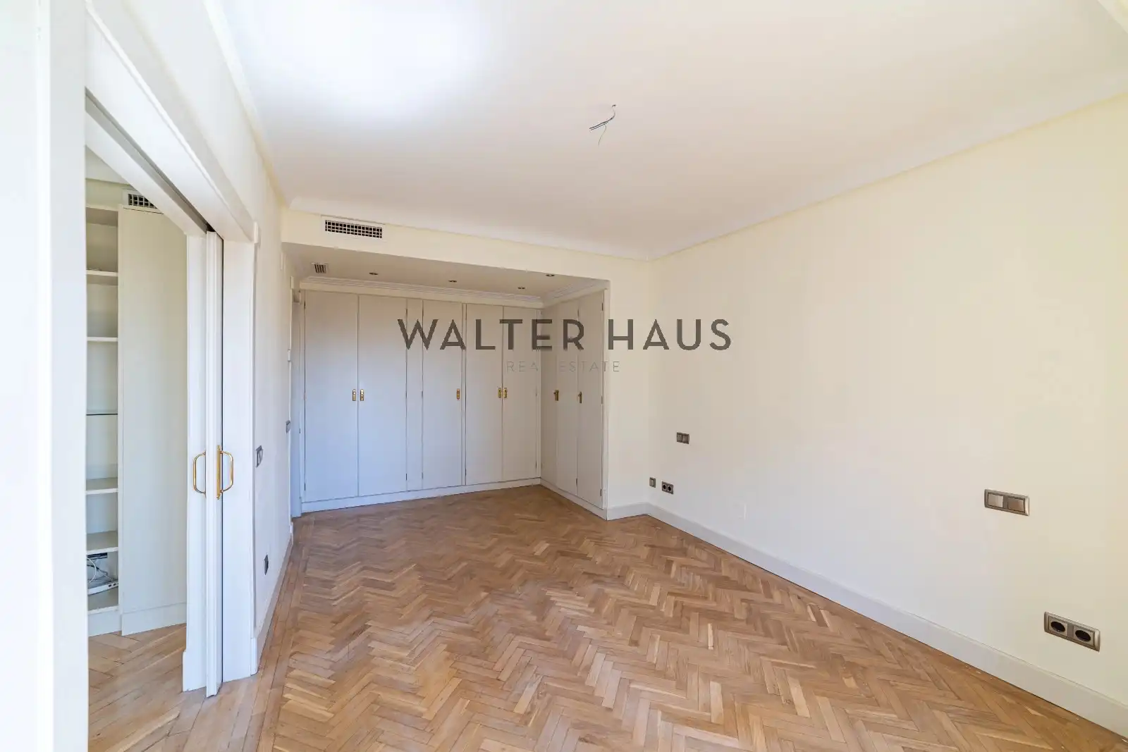 Flat for rent in Madrid  with Air Conditioner, Heating and Terrace