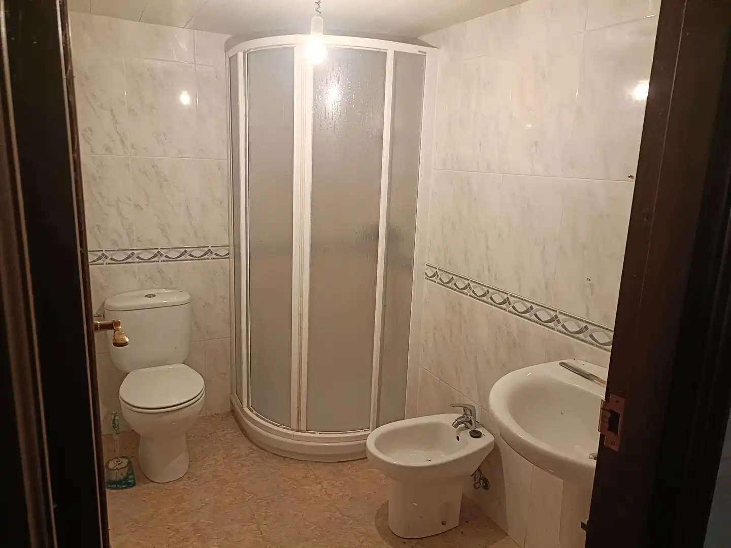 Baño de Casa adosada en venta en Cesuras con Jardín privado y Trastero