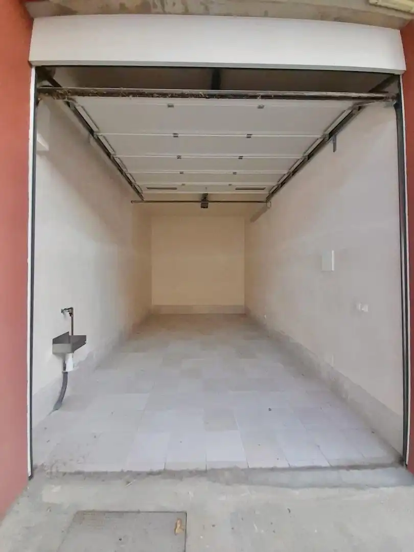 Aparcament en venda a de Serafí Pitarra