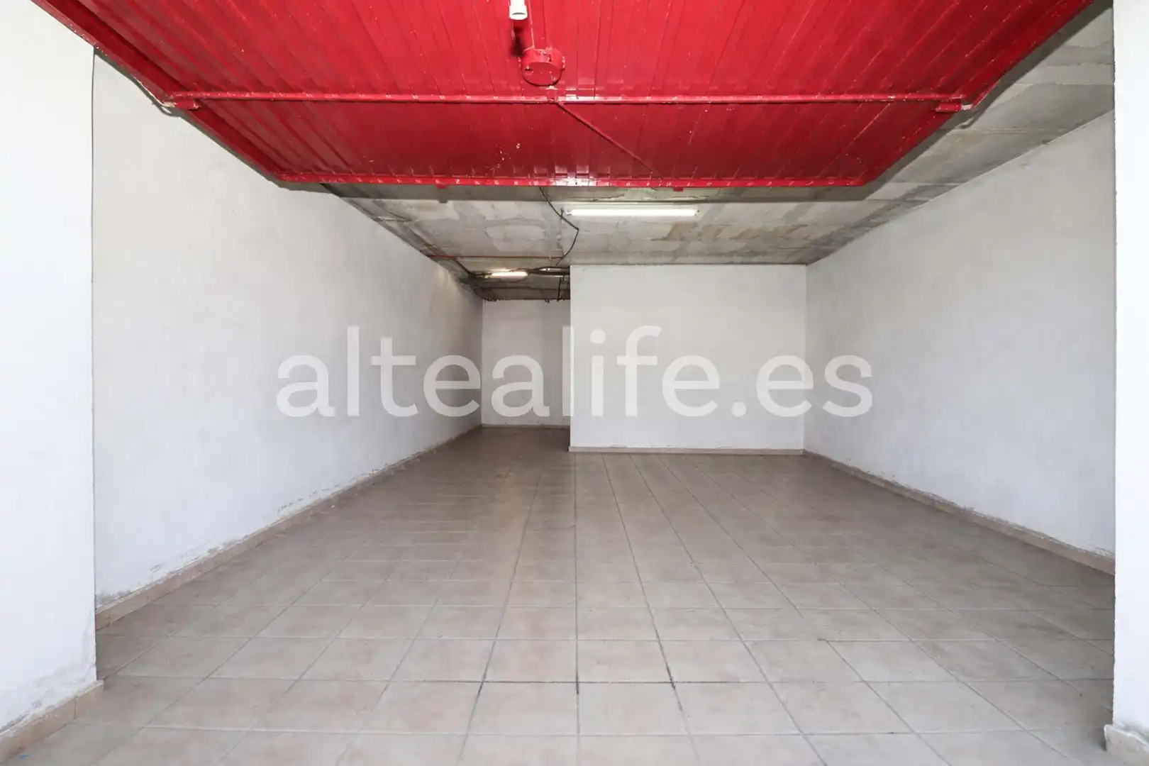 Casa adosada en venta en La Nucia con Calefacción, Terraza y Piscina comunitaria