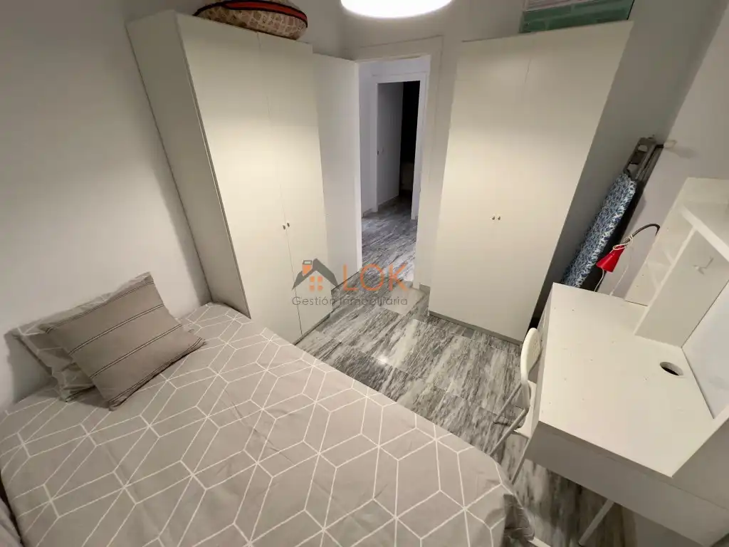 Habitación de Piso en venta en Málaga