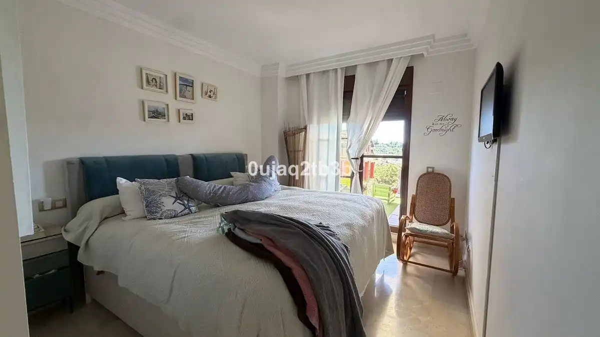 Apartamento con piscina en venta en Benahavís pueblo, imagen 8