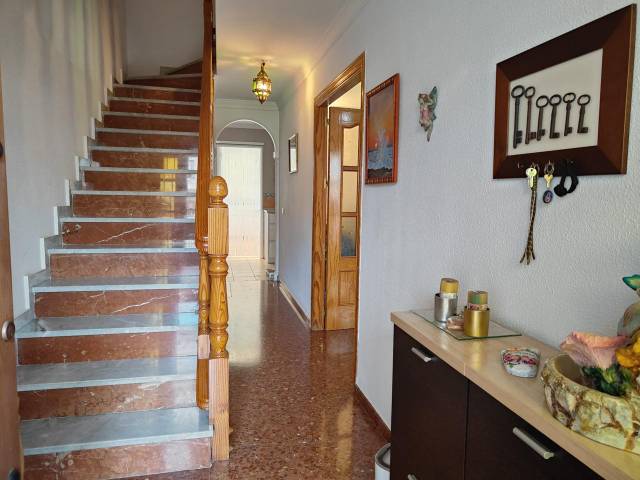 Casa adosada en Venta en Enebro en Platero - El Limón