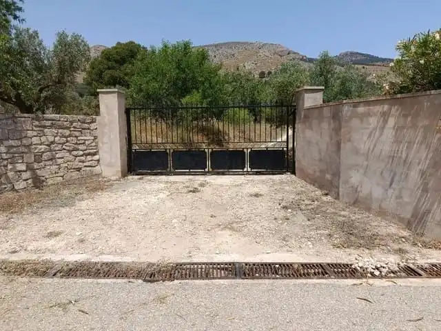 Land for sale in Onil