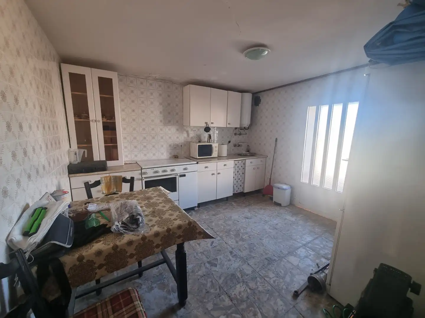 Kitchen of Houses for sale in Villangómez, Burgos