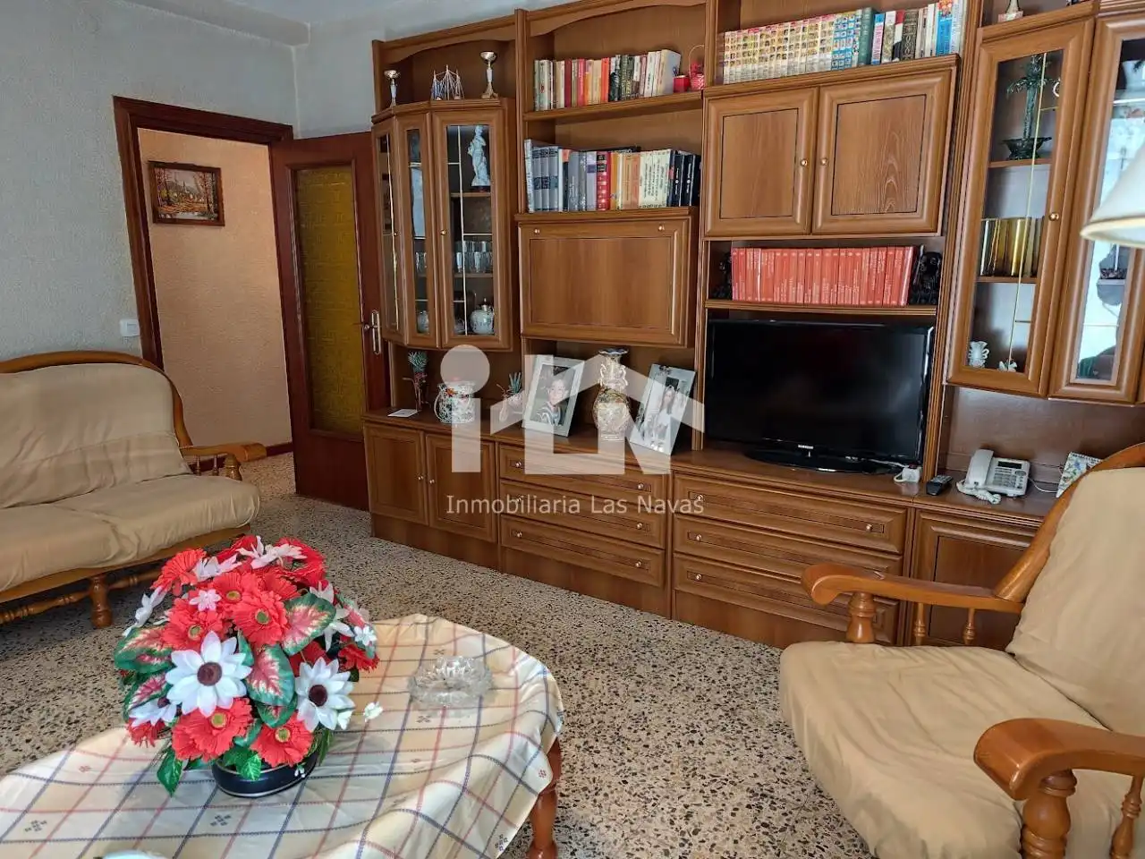 Sala de estar de Piso en venta en Las Navas del Marqués  con Calefacción, Terraza y Balcón