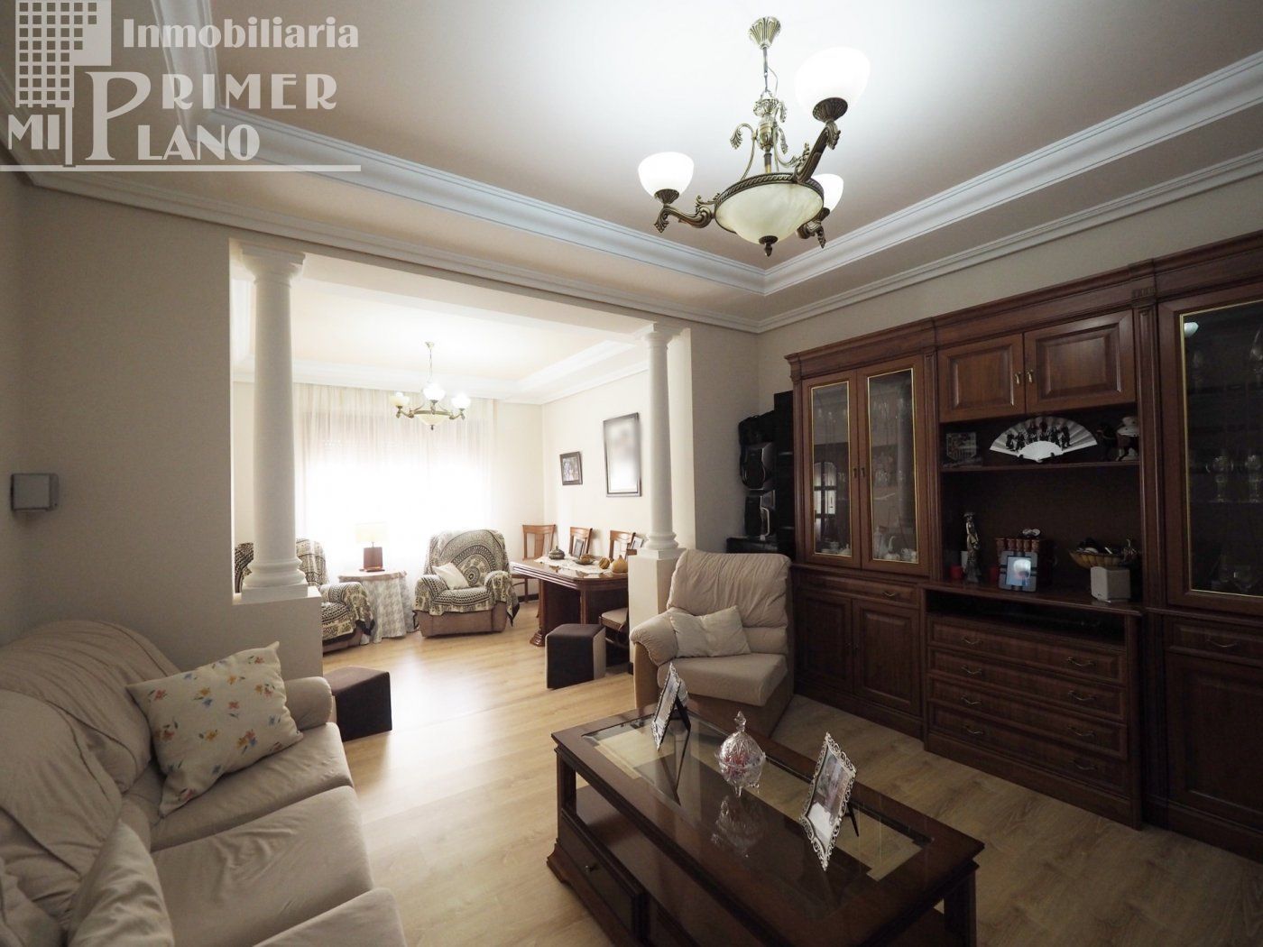 Sala d'estar de Casa o xalet en venda en Tomelloso amb Aire condicionat, Calefacció i Jardí privat