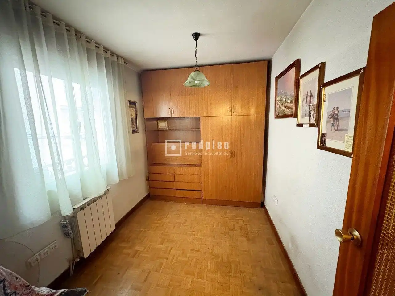 Habitación de Piso en venta en Madrid con Calefacción, Parquet y Terraza