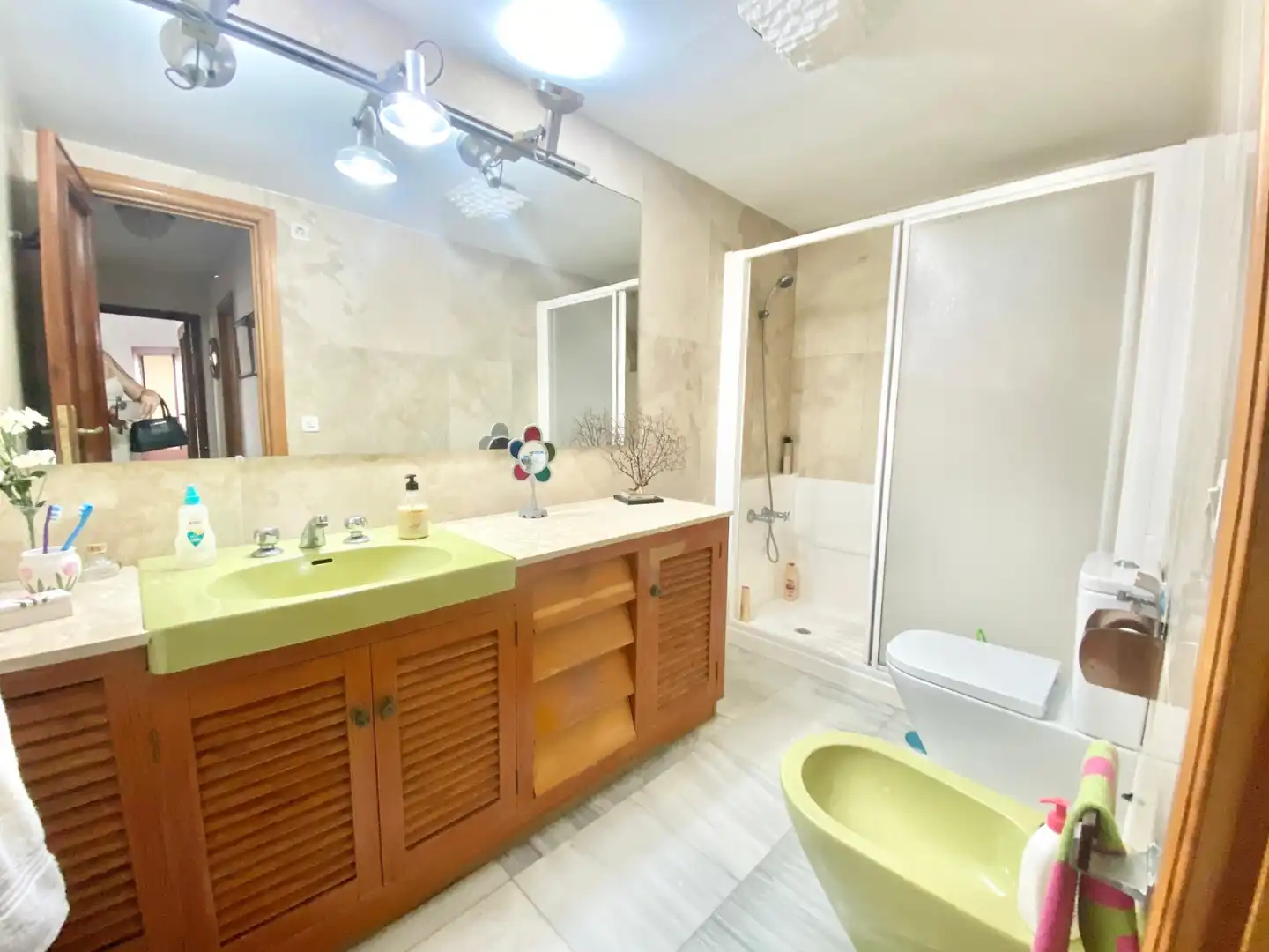 Bathroom of Apartments for rent in Benidorm  with Heating, Swimming Pool and Furnished