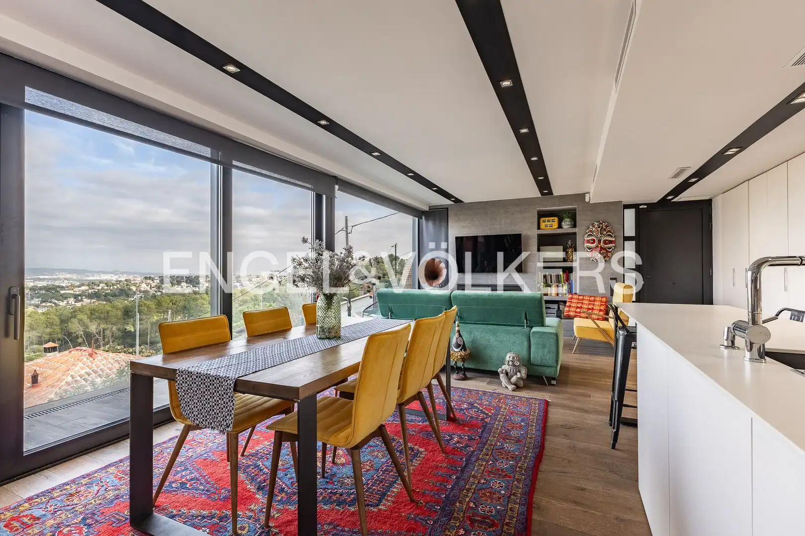 Living room of Houses for sale in Sant Cugat del Vallès  with Air Conditioner, Heating and Private garden