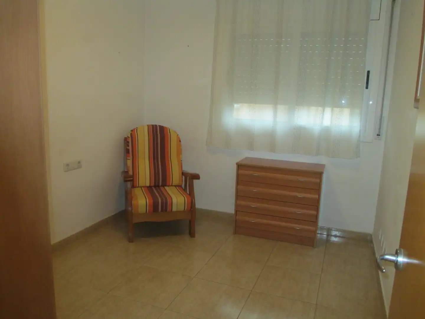 Habitación de Piso en venta en Sant Celoni con Calefacción, Trastero y Amueblado